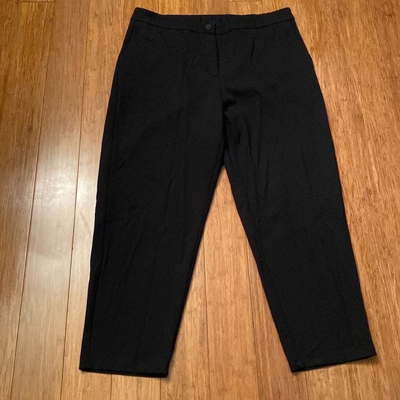 Eileen Fisher Pants - Eileen Fisher black women’s pants - size L - button closure - elastic back